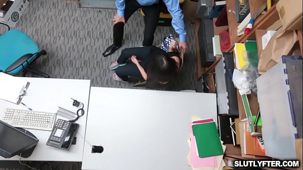 Precious hot babe Penelope Reed getting banged