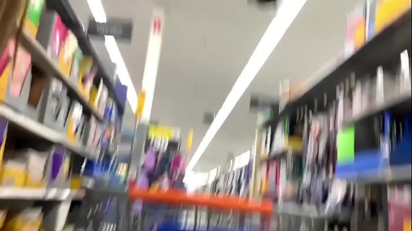 Play MP4 - A Real Freak Recording a Hot chick at Walmart -