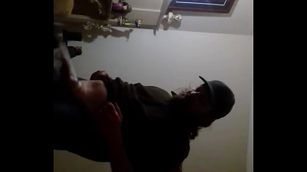 Play MP4 - My new automatic penis pump