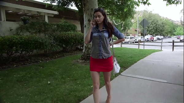 Nonton Jasmine Delatori Is Always Willing To Suck, Fuck And Do All The Naughty Stuff You've... thumbnail