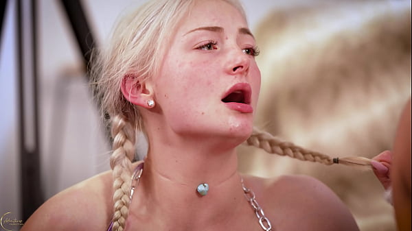 Le Duo Lesbien Avec La Blonde &agrave; Gros Seins Ana&iuml;s Delikaltess Se Transforme En Trio Avec Gael Braga thumbnail