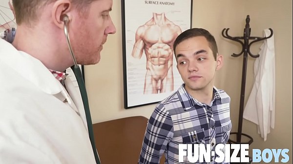 Small patient banged by doctor 