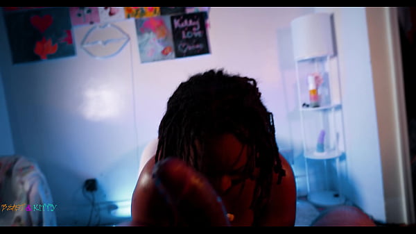 Stuffing kittyloves juicy pussy until she cums 