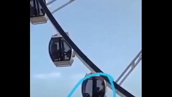 Montada extrema en publico 