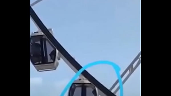 Montada extrema en publico 