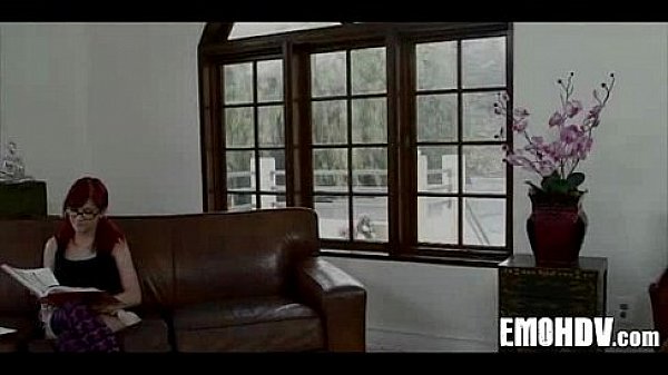 Nonton Emo Babe With Tats Gets Some Dick 075 thumbnail