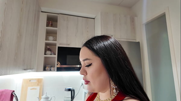 Play MP4 - ساک زدن و کیر خوردن دختر همسایه عاشق کیر &lpar;ساک زدن پر تف و آبدار&rpar;