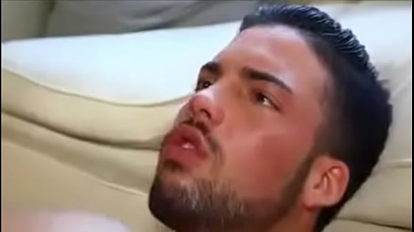 Follada entre Troncos 