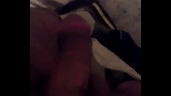 masturbate in toilet 