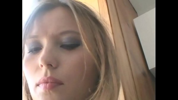 Katrinahaving_her pussy wet inher kitchen