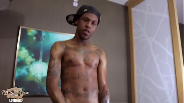 Louie Lue Thugboy Solo Photo Shoot thumbnail