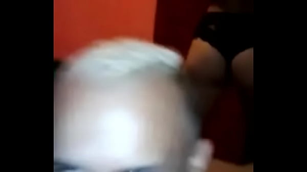 Goatosa dancando_funk no_meu quarto