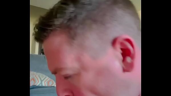 Amateur marine sucks off hung daddy 