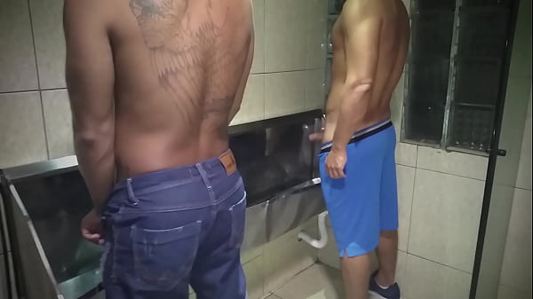 Pega&ccedil;&atilde;o No Banheirrao thumbnail