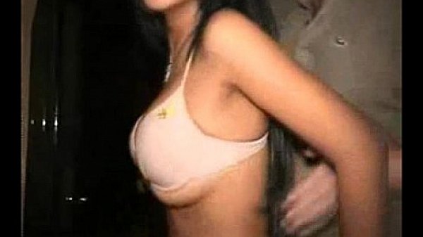 Funny Teen GF Tits Shaking! 