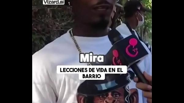 Nonton Lecciones De Vida En El Barrio #historia #cantante #apoyo #elchicletv #superacion #barbero thumbnail