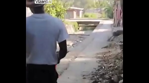 Lecciones de vida en el barrio #historia #cantante #apoyo #elchicletv #superacion #barbero 