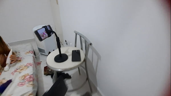 Vivi Guedez Sucking the_guy s big dick really well