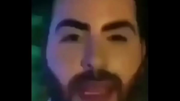 Nonton 2 Hamb&uacute;rguer Alface Queijo Molho Especial thumbnail