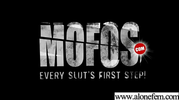 Amateur Hot_Girl GetToy Masturbating movie_21