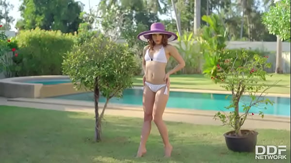 Hats off to the solo seduction production 