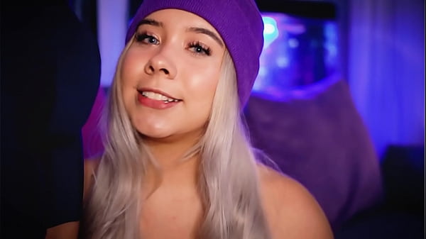 Sexy Colombian_with an_angelic_face tempts her_boyfriend s cock live