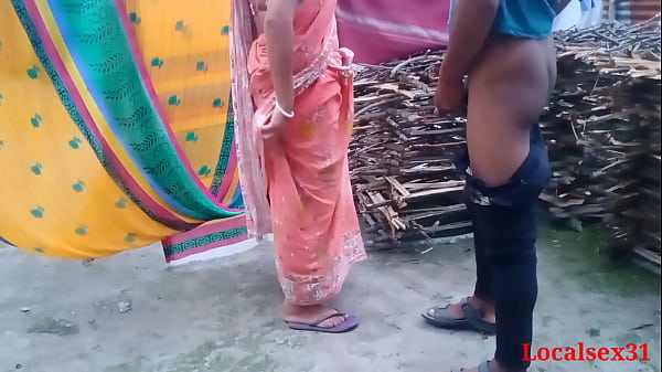 Play MP4 - Desi indian Bhabi Sex In outdoor &lpar;Official video By Localsex31&rpar;