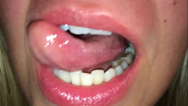 Play MP4 - Diana's Mouth Video 5 Preview