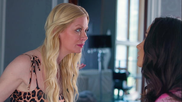 Sheseducedme the adventures of mindi & mia airtight 