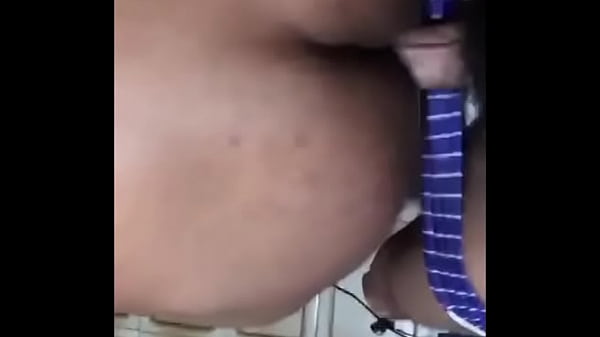 Play MP4 - Deixando o puto socar