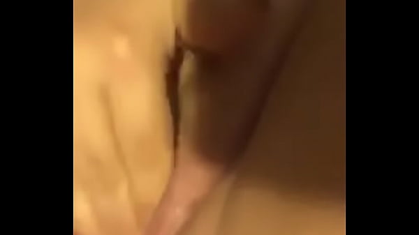 Bbw playing withsquirting pussy