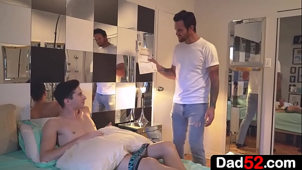 Stepdad and Stepson Gay Porn Series - Beau Reed & Jake Nobello in "The Unfocused Stepson" 