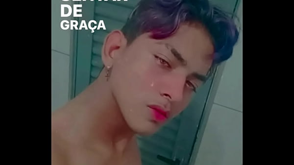 Um v&iacute;deo normal sem pornografia a &uacute;nica conta q n&atilde;o posta esse tipo de coisa ksksk