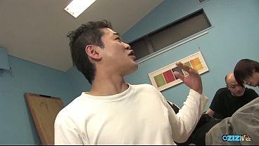 Nonton A Multitude Of Facials Administered By Several Men Has Left This Girl More Astonished Than Before. thumbnail