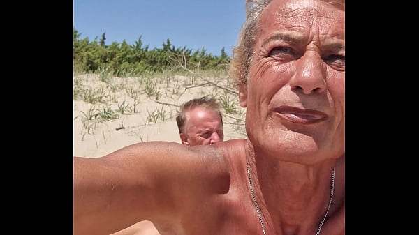 Play MP4 - Live sex show recording&comma; nudist beach&comma; mobile version 4K&comma; shemale girlfriend and cis man19&period;05&period;2025 1