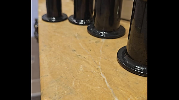 Nonton Large Sextoy Anal Fuck thumbnail