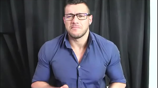 Play MP4 - My Boyfriend Takes It Well