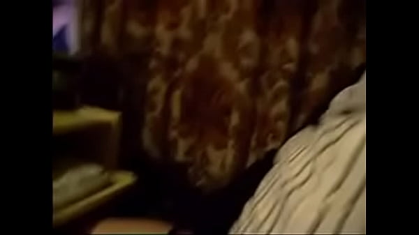 Mature_woman masturbating on webcam