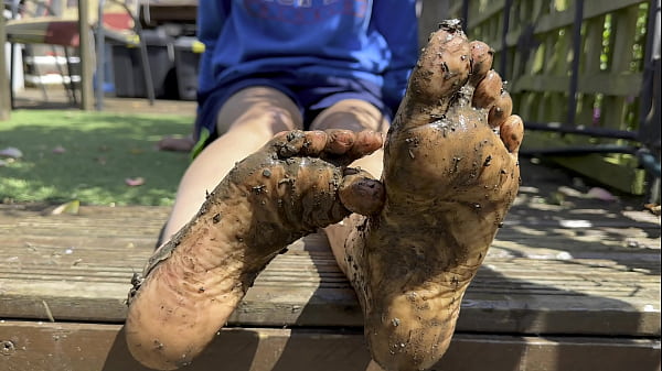 Muddy Soles - Playing With Mud Between My Toes In My Back Garden thumbnail
