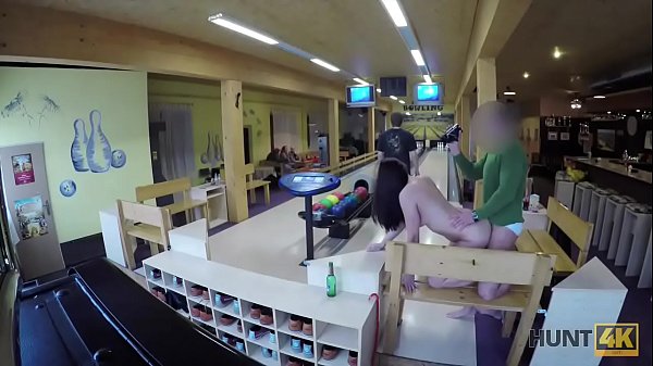 HUNT4K. Couple is tired of bowling,guy wants money, chick wants sex