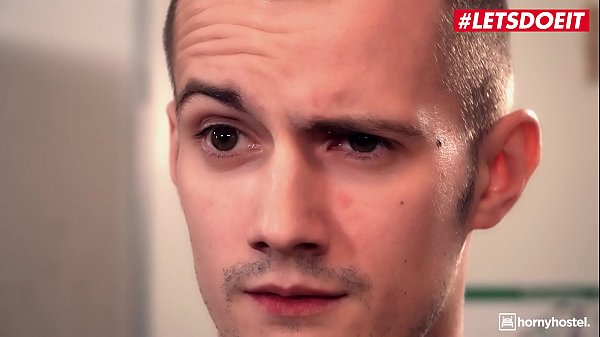 Play MP4 - HORNY HOSTEL - &num;Jessica Portman &num;Sam Bourne - Russian Teen Fucks A Random Guy On Her Hotel Room While BF's Watching