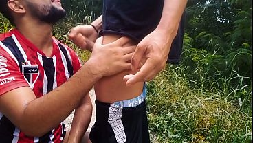 TORCEDOR FOI PARADO NAS TRILHAS E TEVE QUE D&Aacute; O CU PARA OS MAVAMBOS 