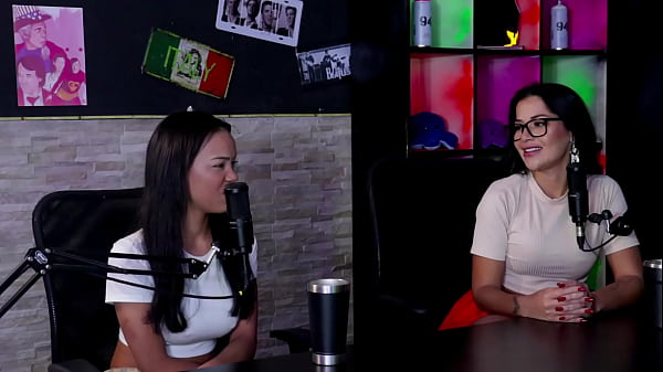 Homens gostam de peido levou um tapa na cara j&aacute; fez de tudo no fetiche e a maior loucura que fez foi watch sheer red