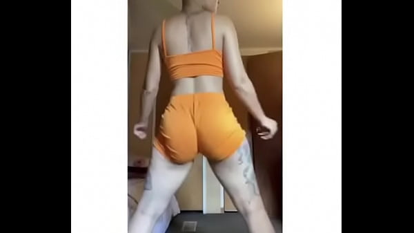 Play MP4 - Twerking that ass