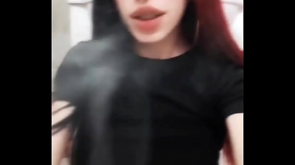 Nonton Otaku Con Cuerpazo thumbnail