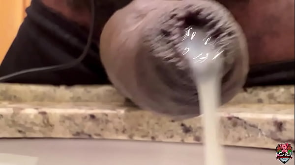 Play MP4 - Acho que postei um peda&ccedil;o desse v&iacute;deo em algum momento&comma; mas ontem vi esse trecho no cel e resolvi repostar&period; &num;uncut &num;cum&period;&period;&period;