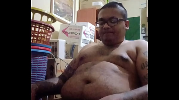 Brij Hidden Wanking & Cumming 