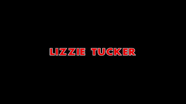 Nonton Lizzie Tucker Knows How To Make Stepdaddy Happy thumbnail