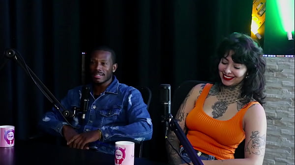 Teve fetiches estranhos que pediam para ela gosta de ver mulheres se pegando ela teve apoio da fam&iacute;lia mas ele my hell williams & hyoran carvalho sheer red 