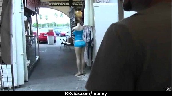 Amateurgirl likes to suck cockfor cash 29